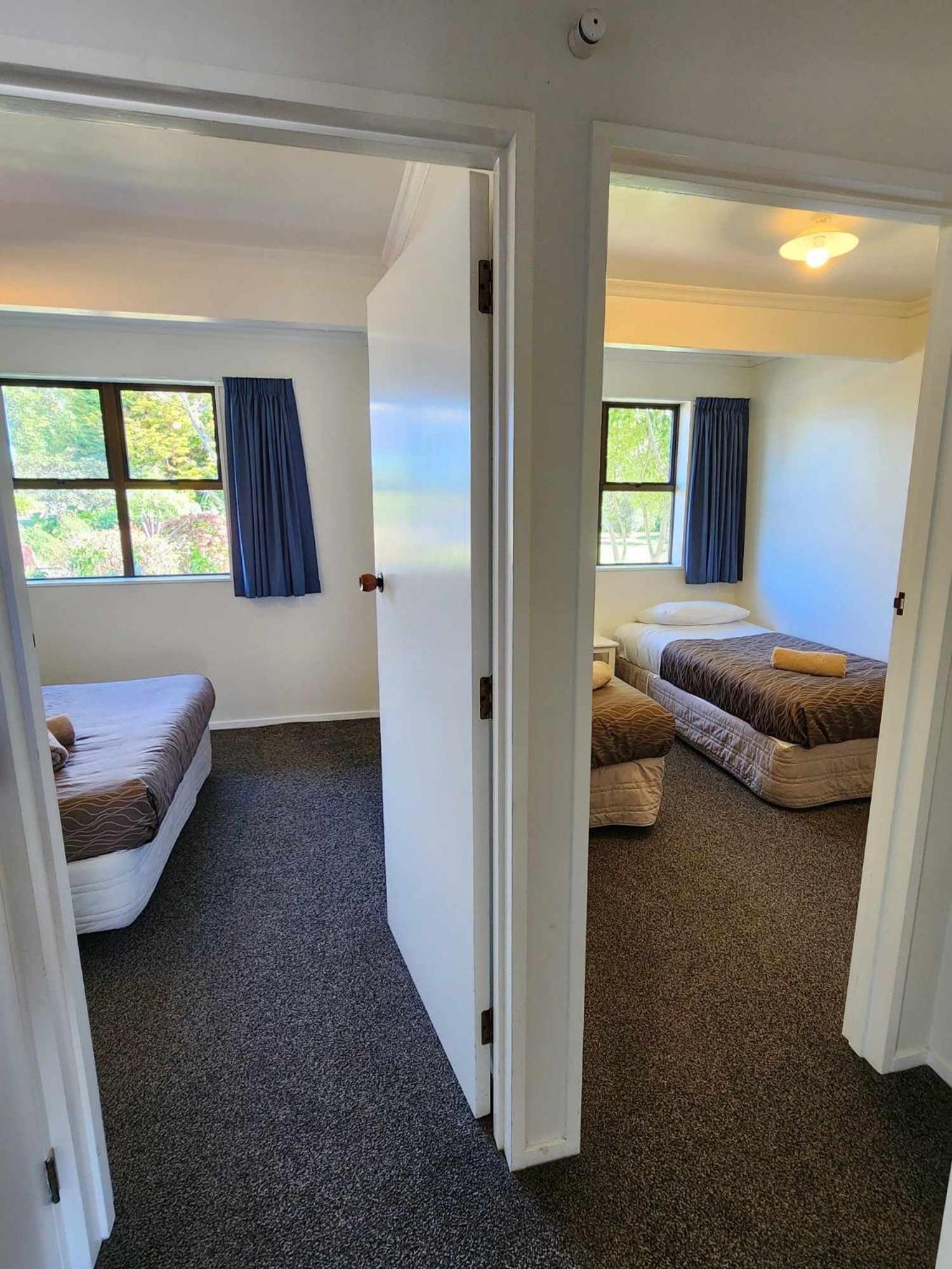 Bulls Motel & Holiday Park Halcombe ภายนอก รูปภาพ